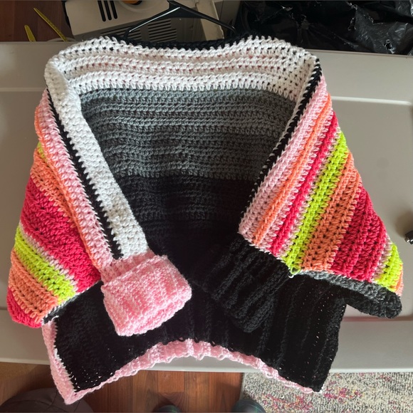 OOAK Handmade crochet Wednesday and Enid inspired sweater - Picture 5 of 7